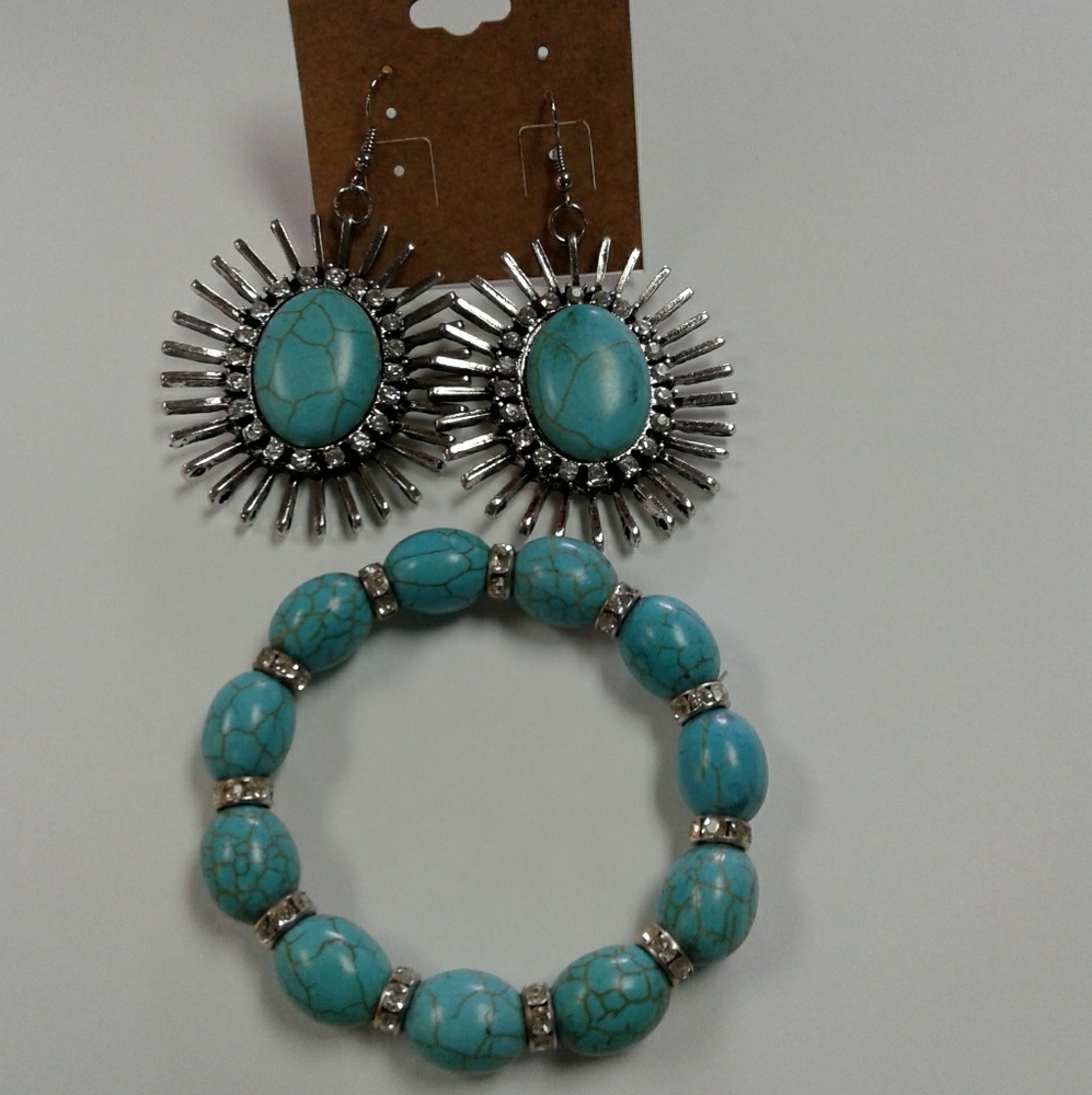 Turquoise and Rhinestone Earring and Bracelet Set